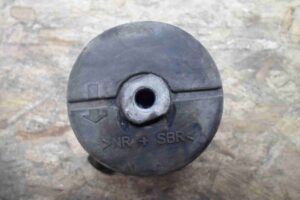 Изображение товара 77883 - 00077883 podushka krepleniya dvigatelya Subaru Legacy