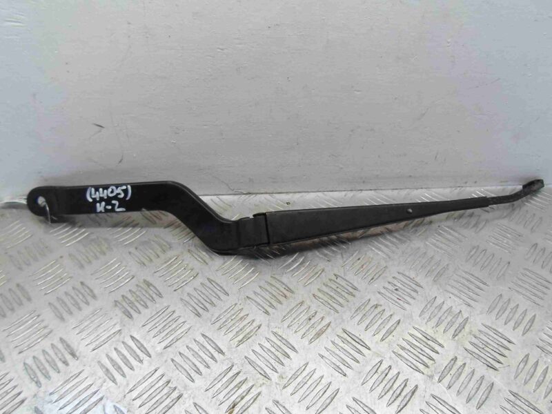 Изображение товара 78748 - 00078748 povodok stekloochistitelya Toyota Venza 2