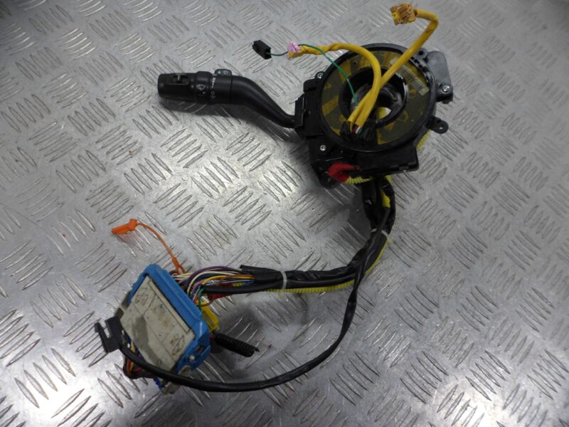 Изображение товара 81221 - 00081221 pereklyuchatel podrulevoj (strekoza)