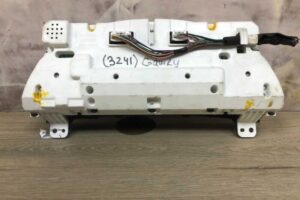 Изображение товара 83741 - 00083741 schitok priborov Subaru Tribeca 1