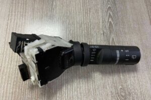 Изображение товара 84355 - 00084355 pereklyuchatel podrulevoj (strekoza) Lexus RX