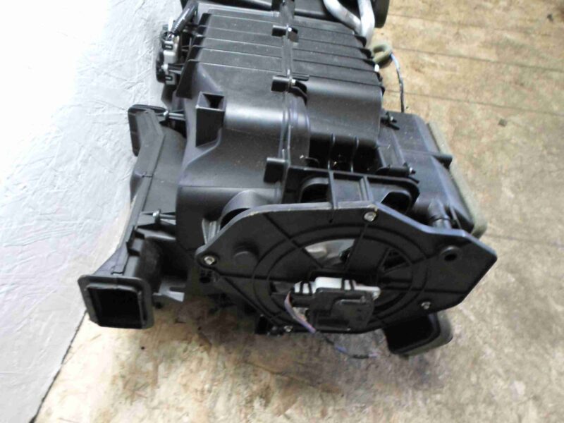 Изображение товара 84365 - 00084365 korpus otopitelya (pechki) LDV Convoy