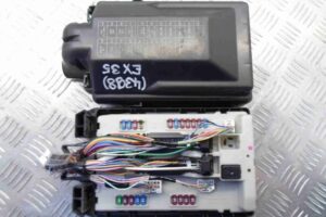 Изображение товара 84587 - 00084587 blok predokhranitelej Toyota Hiace