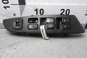 Изображение товара 85519 - 00085519 knopka steklopodemnika Mercedes CLA