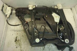 Изображение товара 85551 - 00085551 steklopodemnik zadnij pravyj 