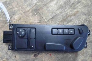 Изображение товара 86425 - 00086425 pereklyuchatel regulirovki sidenya Toyota Corolla Matrix