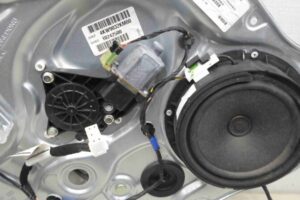 Изображение товара 86869 - 00086869 steklopodemnik zadnij levyj Audi TT