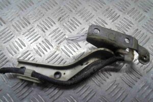 Изображение товара 87705 - 00087705 petlya kapota levaya Peugeot 306 2