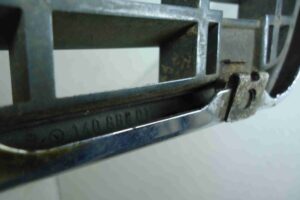 Изображение товара 88552 - 00088552 reshetka radiatora Ford Contour