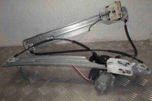 Изображение товара 88686 - 00088686 steklopodemnik perednij pravyj 2