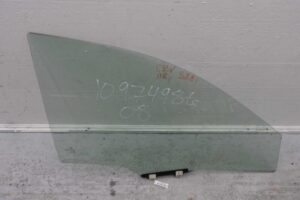 Изображение товара 89619 - 00089619 steklo dveri perednej pravoj Renault Sandero