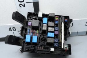 Изображение товара 90567 - 00090567 blok predokhranitelej Alfa Romeo 146