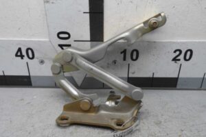 Изображение товара 90715 - 00090715 petlya kapota pravaya Land Rover Range Rover Sport