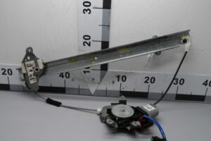 Изображение товара 92217 - 00092217 steklopodemnik zadnij pravyj LDV Convoy