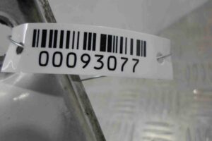 Изображение товара 93077 - 00093077 petlya kryshki bagazhnika 3