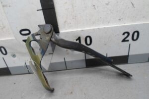 Изображение товара 93287 - 00093287 petlya kapota pravaya 1