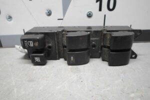 Изображение товара 93563 - 00093563 blok upravleniya steklopodemnikami 