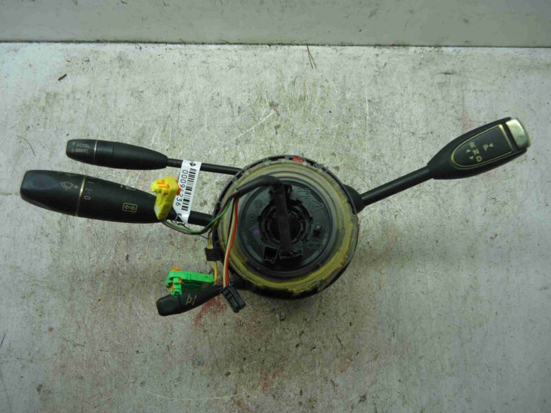 Изображение товара 94236 - 00094236 pereklyuchatel podrulevoj (strekoza) Ford Scorpio