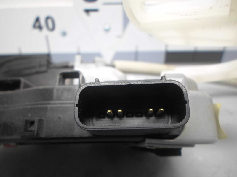 Изображение товара 94954 - 00094954 zamok dveri Alfa Romeo 146