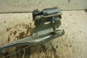 Изображение товара 95033 - 00095033 steklopodemnik zadnij levyj 2