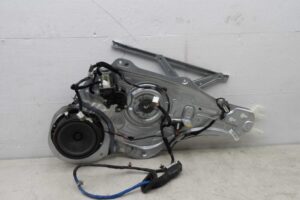 Изображение товара 96042 - 00096042 steklopodemnik perednij pravyj Alfa Romeo 146