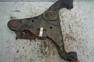 Изображение товара 101322 - 00096390 kulak povorotnyj levyj SAAB 9 3