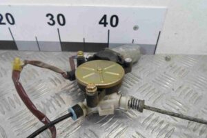 Изображение товара 97059 - 00097059 steklopodemnik perednij pravyj 