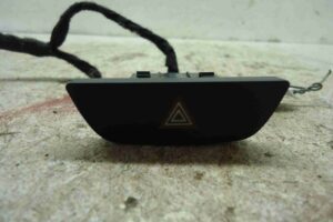 Изображение товара 98632 - 00098632 knopka avarijnoj signalizatsii 