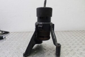 Изображение товара 114940 - 00100309 podushka krepleniya dvigatelya 