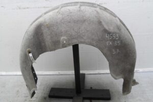 Изображение товара 100338 - 00100338 podkrylok zadnij pravyj Toyota Hiace