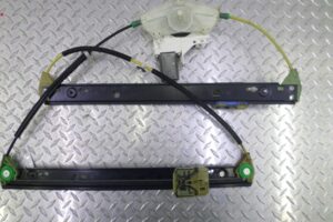 Изображение товара 102219 - 00102219 steklopodemnik perednij pravyj 