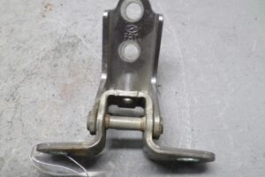 Изображение товара 103742 - 00103742 petlya dveri zadnyaya Alfa Romeo 146