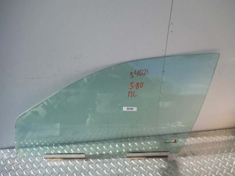 Изображение товара 103863 - 00103863 steklo dveri perednej levoj Volvo 850