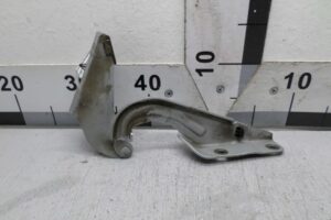 Изображение товара 104333 - 00104333 petlya kapota pravaya 