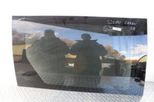 Изображение товара 105584 - 00105584 steklo dveri zadnej pravoj Peugeot 308