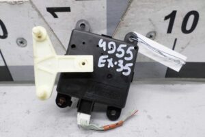 Изображение товара 105898 - 00105898 motorchik zaslonki pechki Toyota Hiace