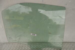 Изображение товара 107305 - 00107305 steklo dveri zadnej pravoj Mercedes SLK