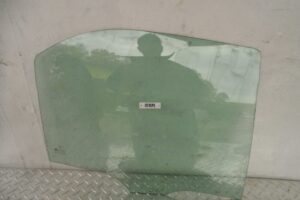 Изображение товара 109078 - 00109078 steklo dveri zadnej pravoj 