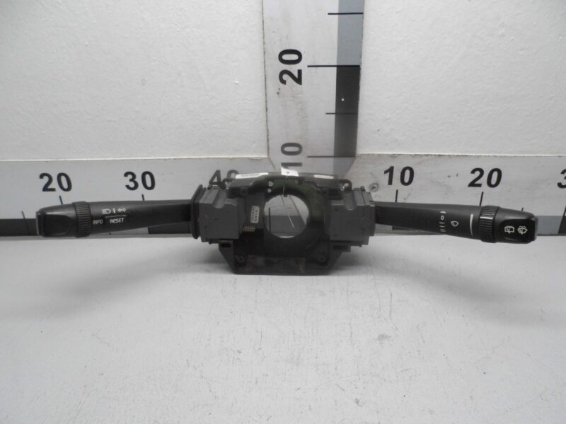 Изображение товара 109613 - 00109613 pereklyuchatel podrulevoj (strekoza) Volvo V50