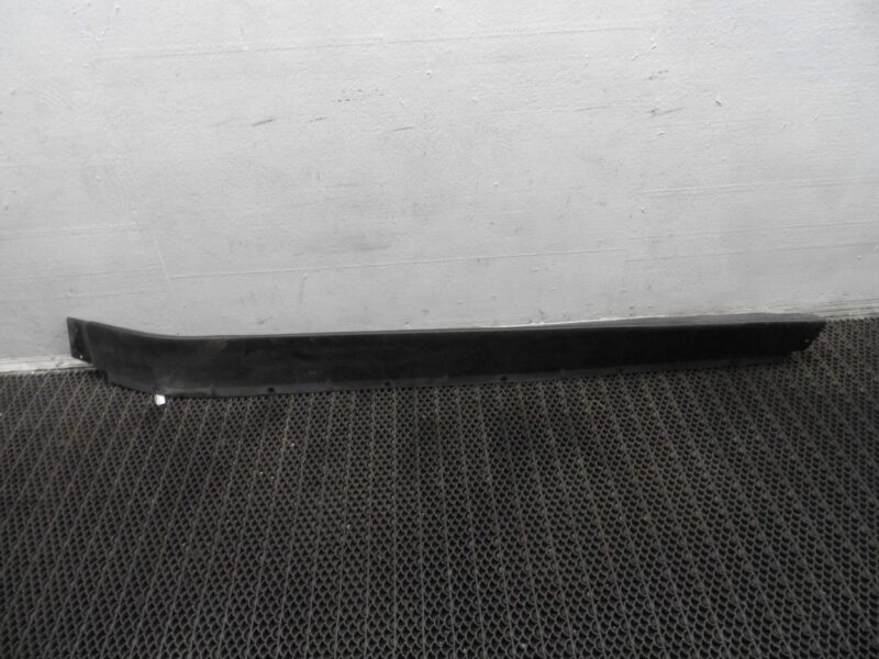 Изображение товара 110900 - 00110900 porog plastikovyj pravyj Toyota Venza