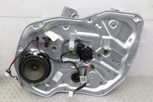 Изображение товара 112079 - 00112079 steklopodemnik perednij pravyj Audi TT