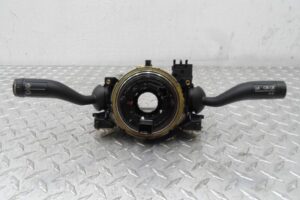 Изображение товара 114226 - 00114226 pereklyuchatel podrulevoj (strekoza) Toyota Carina E