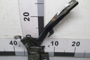 Изображение товара 115971 - 00115971 petlya kapota pravaya Audi TT