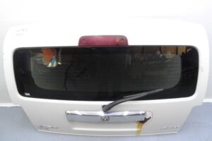 Изображение товара 116336 - 00116336 kryshka bagazhnika 