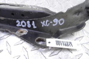 Изображение товара 116911 - 00116911 petlya kapota pravaya Volvo XC70 3