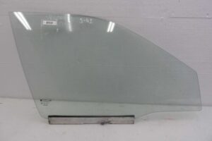 Изображение товара 119767 - 00119767 steklo dveri perednej pravoj Mazda 5