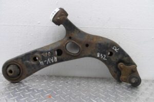 Изображение товара 119891 - 00119891 rychag perednij pravyj nizhnij Rover 400