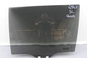 Изображение товара 121681 - 00121681 steklo dveri zadnej levoj 