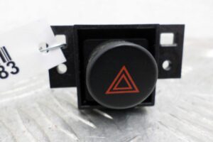 Изображение товара 122083 - 00122083 knopka avarijnoj signalizatsii SAAB 9 3