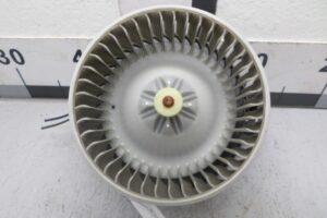 Изображение товара 122418 - 00122418 ventilyator otopitelya (motorchik pechki) 